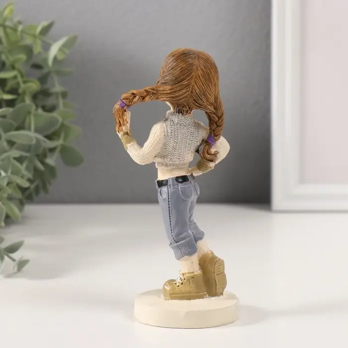 Фигурка полистоун &laquo;Девочка модница&raquo;, 13&times;5.5&times;4 см, МИКС