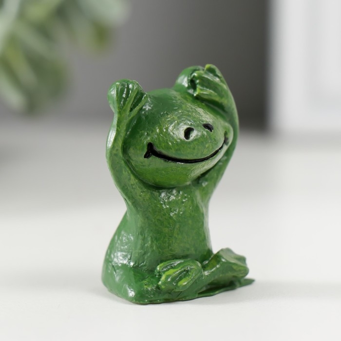 Сувенир полистоун Сувенир полистоун "Сидящий лягушонок" МИКС 2,3х3,2х4 см