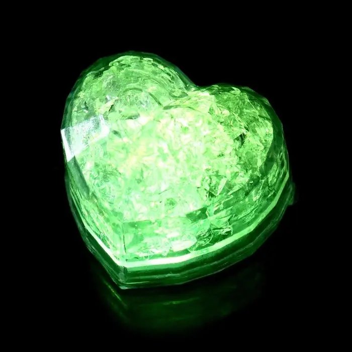 Свеча светодиодная «Сердце»