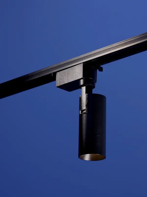 Трековый светильник Luazon lighting LTL-070, 10 Вт, 850 Лм, 3000К, чёрный, свечение тёплое белое