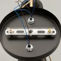 Люстра потолочная BayerLux &laquo;Кансе&raquo;, 3хЕ27, 40 Вт, черно-золотой, 50&times;15&times;23 см