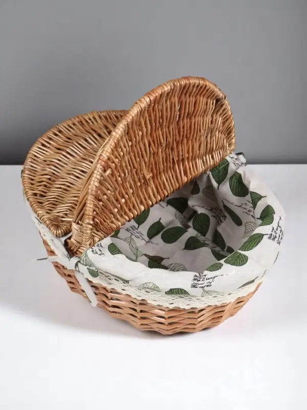 Плетёная корзина-лукошко, ткань внутри, 2 крышки, 35×28 см, высота 14.5 см, высота с ручкой 31 см, дно Плетёная корзина-лукошко, ткань внутри, 2 крышки, 35×28 см, высота 14.5 см, высота с ручкой 31 см, дно