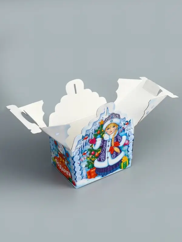 Подарочная коробка новогодняя Подарочная коробка новогодняя "Ледяной домик" 19,3 (233) х 18 х 13 см