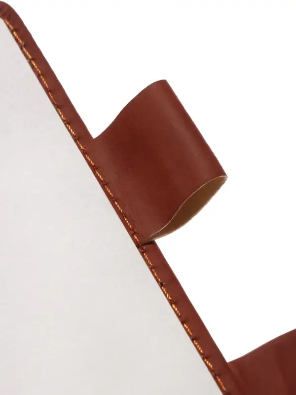 Ежедневник недатированный формат А5, с хлястиком, 128л, линия, пвх, Коричневый Ежедневник недатированный формат А5, с хлястиком, 128л, линия, пвх, Коричневый