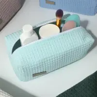 Косметичка женская на молнии TEXTURA, объёмная, большая, мягкая, бирюзовая