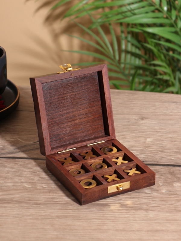 Настольная игра  Настольная игра "Крестики-нолики" 10х10 см, дерево шишам, латунь