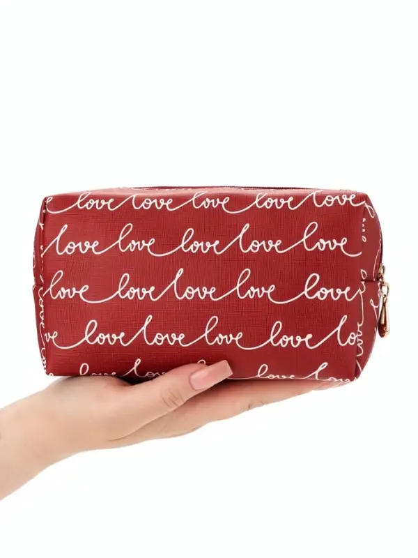 Косметичка на молнии LOVE, женская, универсальная 17.5&times;6.5&times;10 см, бордовая