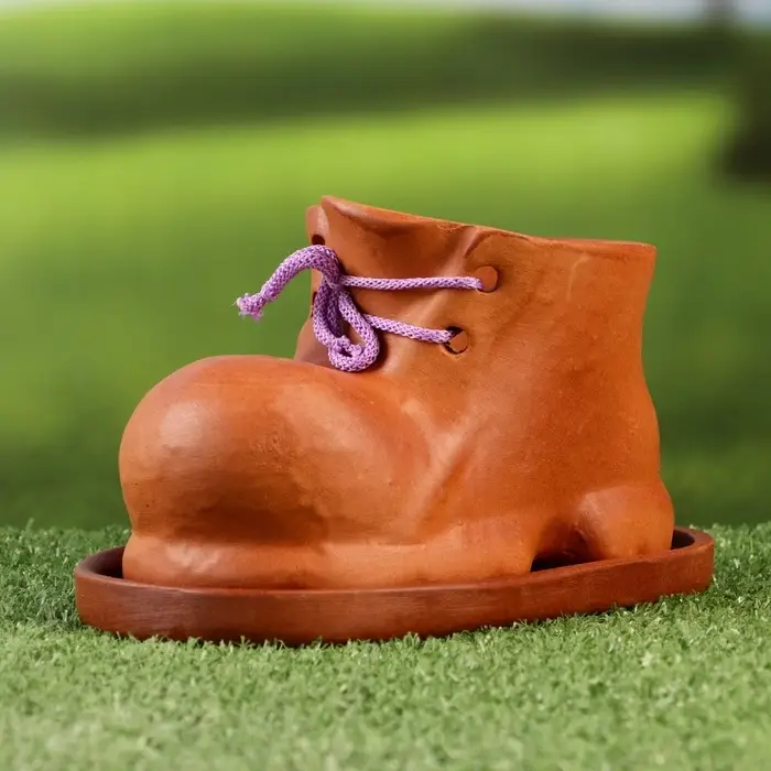 Фигурное кашпо  Фигурное кашпо "Башмак" коричневый 10*17см 204