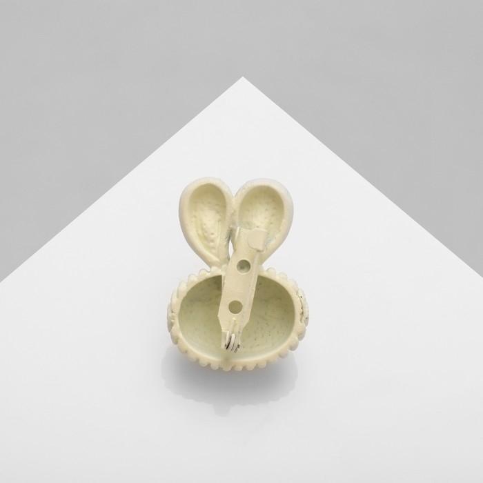 Брошь «Зайка» ушки в горошек, цвет чёрно-бежевый в золоте Брошь «Зайка» ушки в горошек, цвет чёрно-бежевый в золоте