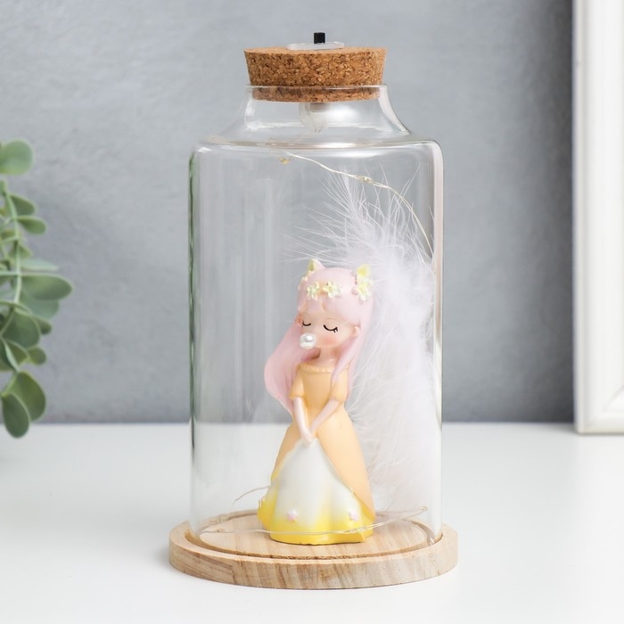 Сувенир полистоун световой  Сувенир полистоун световой "Девочка с розовыми волосами, ушками и пером" 10х10х17,5 см