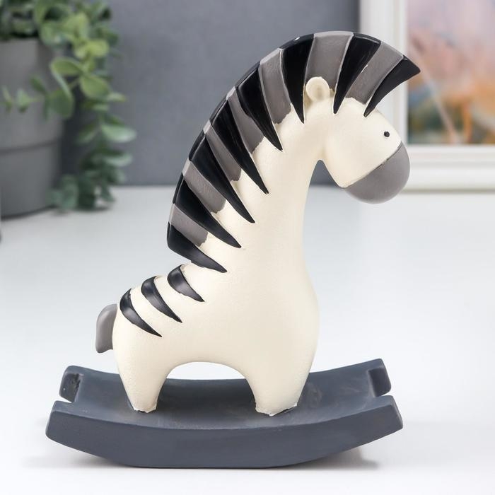 Сувенир полистоун Сувенир полистоун "Конёк-качалка" белый 16,5х5,5х14 см