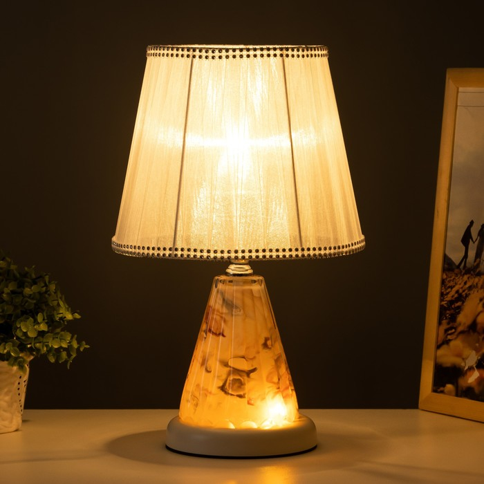 Лампа настольная с подсветкой "Дамона" 1х40Вт Е27 220В белый 21х21х33 см RISALUX