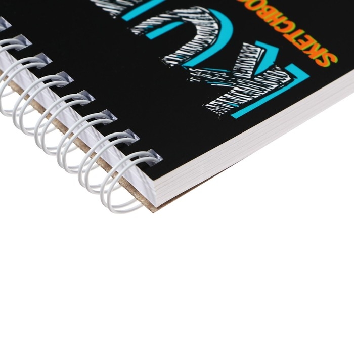 Скетчбук 190х190мм, 48 листов на гребне Kuromi, твердая обложка, блок 160г/м2 Скетчбук 190х190мм, 48 листов на гребне Kuromi, твердая обложка, блок 160г/м2