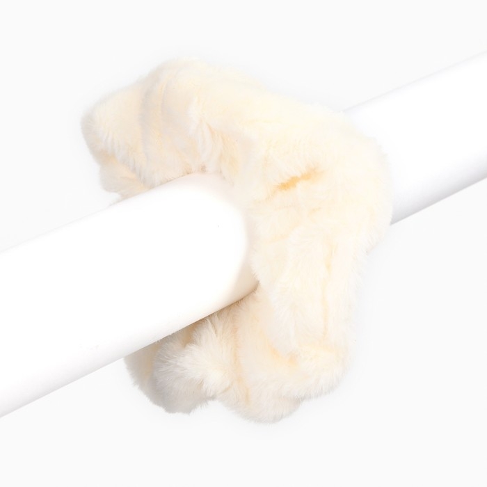 Резинка для волос молочная, пушистая, 11 см, Коты аристократы Резинка для волос молочная, пушистая, 11 см, Коты аристократы