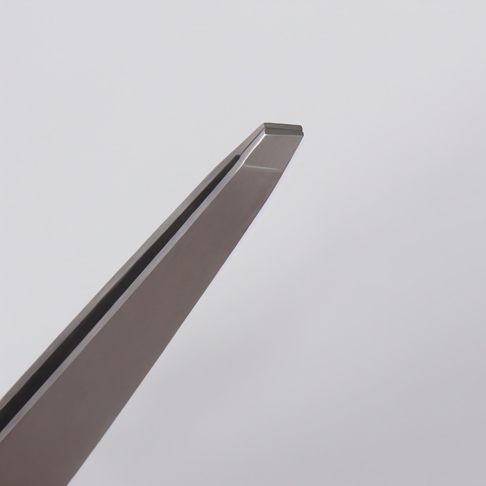 Пинцет «Premium» скошенный, широкий, 9,6 см, на блистере, цвет серебристый Пинцет «Premium» скошенный, широкий, 9,6 см, на блистере, цвет серебристый