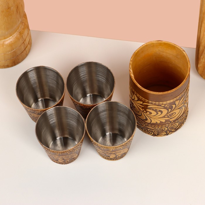 Набор стопок «Медведь», 4 шт, в футляре, 4,5×4,5×9 см, береста Набор стопок «Медведь», 4 шт, в футляре, 4,5×4,5×9 см, береста