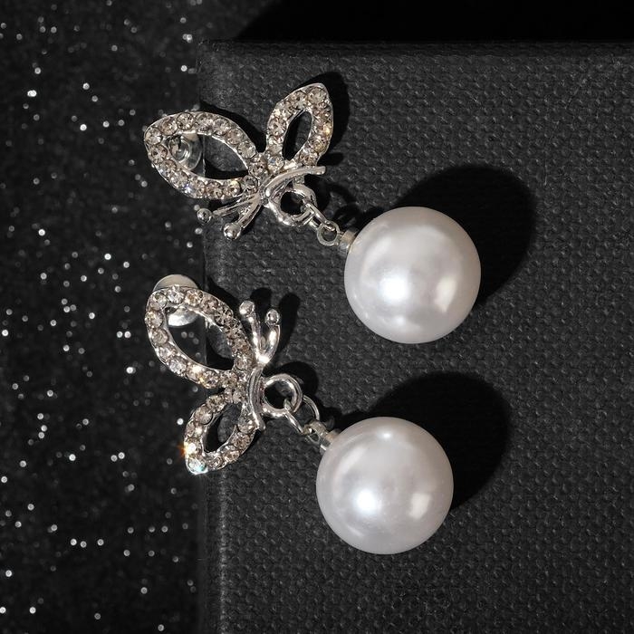 Серьги с жемчугом «Бабочка» с бусиной, цвет белый в серебре Серьги с жемчугом «Бабочка» с бусиной, цвет белый в серебре