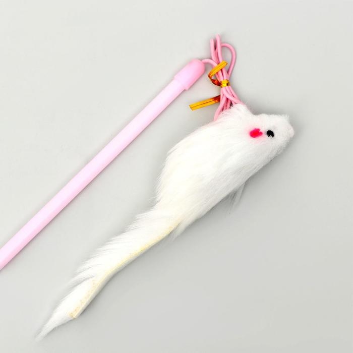 Дразнилка-удочка с белой мышью, палочка микс цветов Дразнилка-удочка с белой мышью, палочка микс цветов