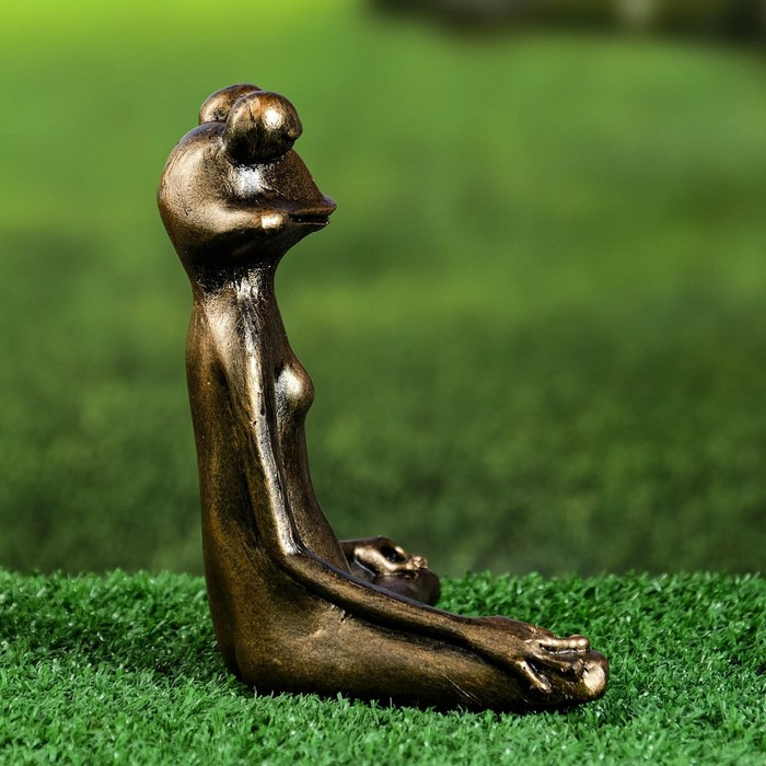 Фигура Фигура "Лягушка йог в позе лотоса" 16х16х6см, бронза