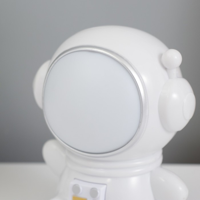 Ночник "Космонавт" LED 1.5Вт USB АКБ белый 9,5х8х10,5 см RISALUX