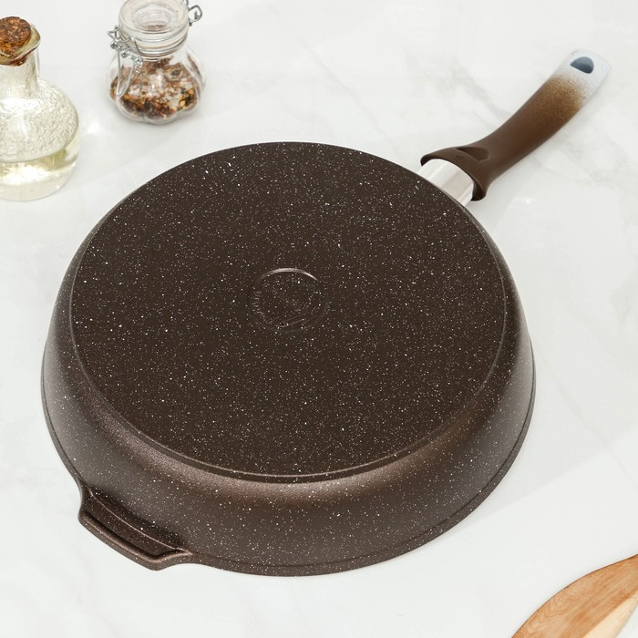 Сковорода, d=28 см, пластиковая ручка, антипригарное покрытие, цвет кофейный мрамор Сковорода, d=28 см, пластиковая ручка, антипригарное покрытие, цвет кофейный мрамор