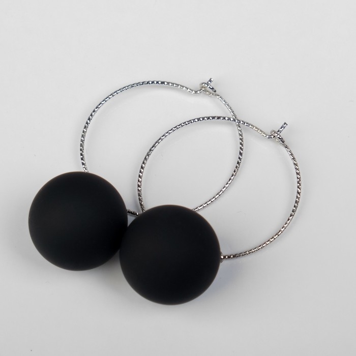 Серьги ассорти «Снежок» в кольце, цвет чёрный в серебре Серьги ассорти «Снежок» в кольце, цвет чёрный в серебре