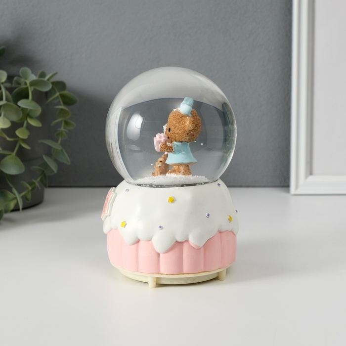 Сувенир полистоун водяной шар свет, музыка Сувенир полистоун водяной шар свет, музыка "Мишка и торт" МИКС 10,2х10,2х15,8 см