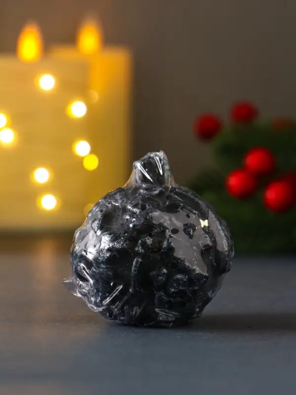 Свеча "Новогодний шарик", 55х55 мм, голубая роспись