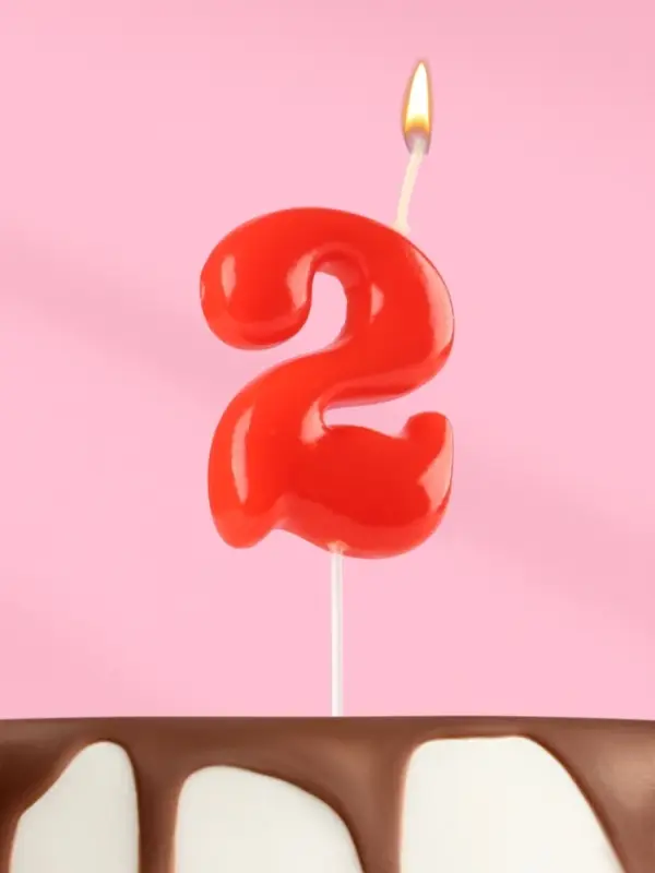 Свеча в торт «Красная», цифра 2 Свеча в торт «Красная», цифра 2