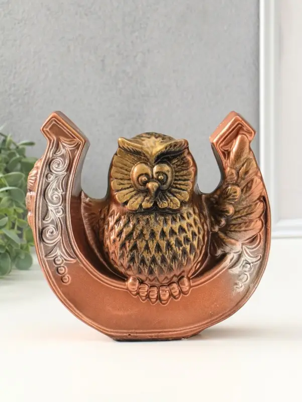 Копилка для денег &laquo;Сова с подковой&raquo;, гипс, 20&times;20&times;7 см