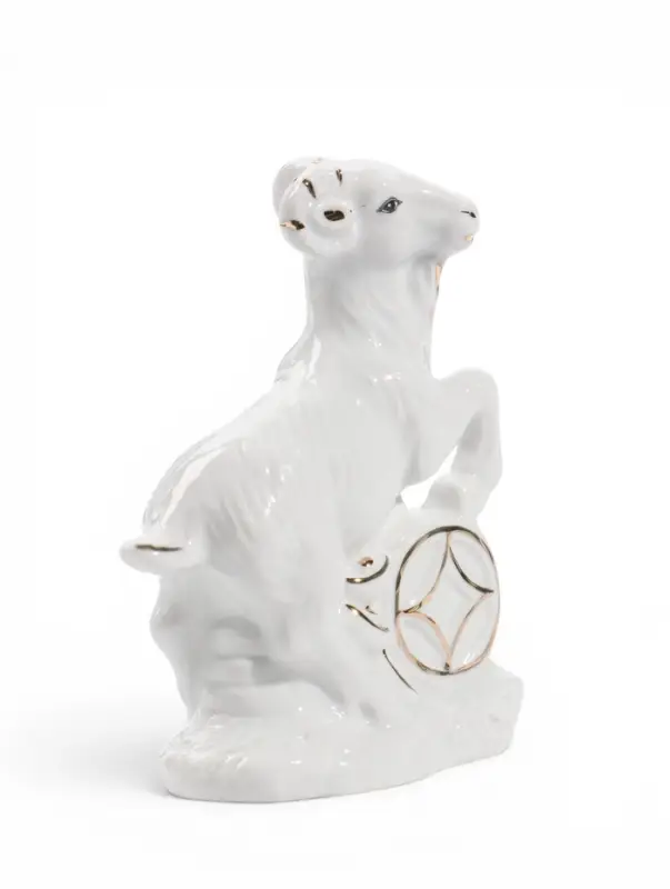 Фигурка &laquo;Козёл с китайской монетой&raquo;, 11.5&times;3.5&times;9 см