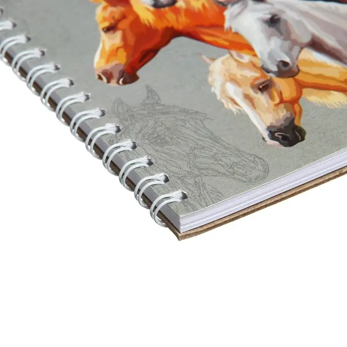 Блокнот для зарисовок 160 х 200 мм, 40 листов на гребне по короткой стороне "Лошади", обложка мелованный картон, твёрдая подложка, блок 100 г/м&sup2;