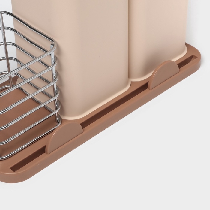 Подставка для ножей и столовых приборов Доляна «Нежность», пластик, бежевая Подставка для ножей и столовых приборов Доляна «Нежность», пластик, бежевая