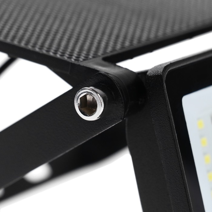 Садовый светильник на солнечной батарее, с датчиками движения и освещенности Uniel, LED, IP65, 6500К, 1300 Лм, 122х90х32 мм, цвет чёрный Садовый светильник на солнечной батарее, с датчиками движения и освещенности Uniel, LED, IP65, 6500К, 1300 Лм, 122х90х32 мм, цвет чёрный