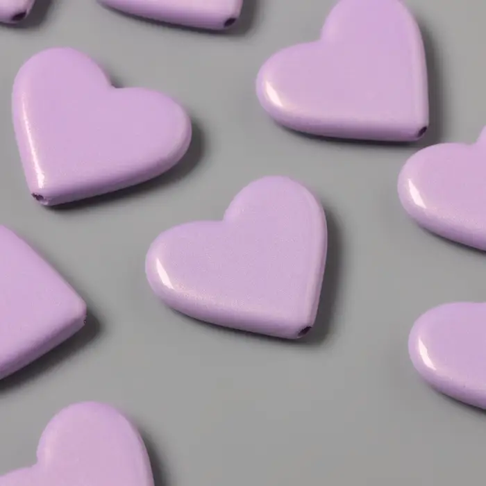 Бусины для творчества акрил Бусины для творчества акрил "Сердечки гладкие" сирень 2,4х2х0,5 см