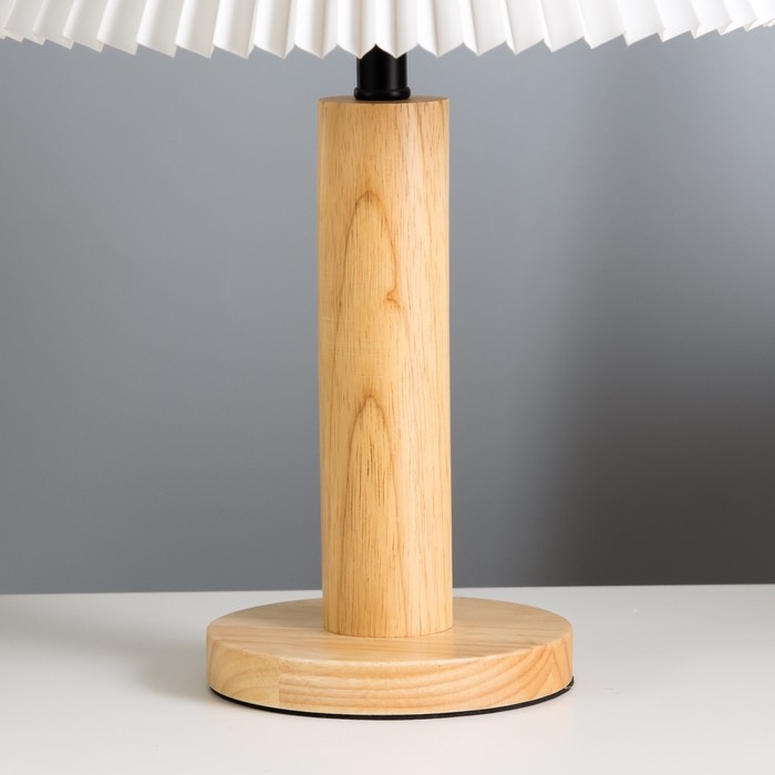 Настольная лампа Настольная лампа "Сандр" E27 40Вт светлое дерево 31х31х45 см RISALUX