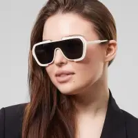 Очки солнцезащитные &laquo;OneSun. Маска&raquo;, uv 400, линза 4.5&times;5.8 см, белый, чёрный