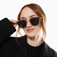 Очки солнцезащитные uv 400, дужка 13.8 см, ширина 12.8 см, линза 4.9×5.3 см