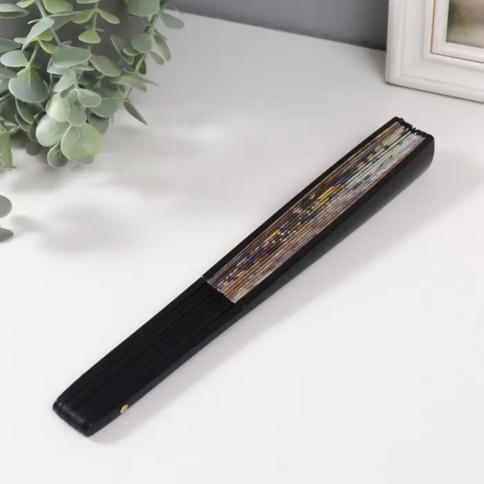 Веер пластик, текстиль h=26,5 см Веер пластик, текстиль h=26,5 см "Лодки на берегу"