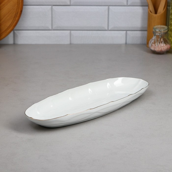 Селедочница «Рыбное ассорти», 800 мл, золотая обводка, фарфор, Иран Селедочница «Рыбное ассорти», 800 мл, золотая обводка, фарфор, Иран