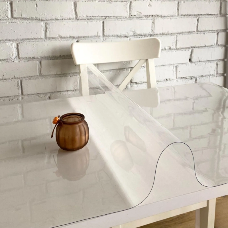 Скатерть на стол гиб. стекло Dekorelle 140х80см, толщ 0,8мм прозрач