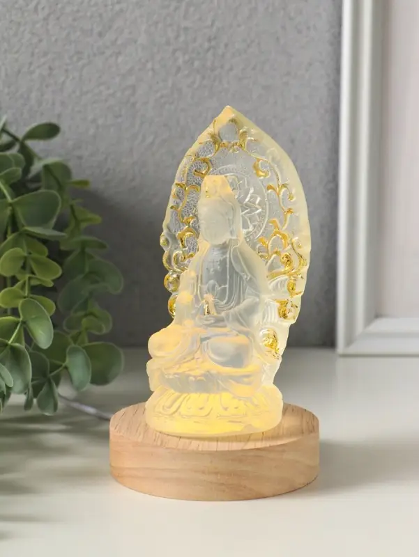 Фигурка светящаяся &laquo;Гуань Инь&raquo;, акрил, от USB, 8&times;8&times;14 см