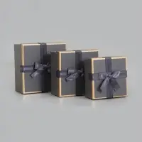 Набор подарочных коробок 3 в 1, 19&times;19&times;9.5 см, 17&times;17&times;8 см, 15&times;15&times;6.5 см