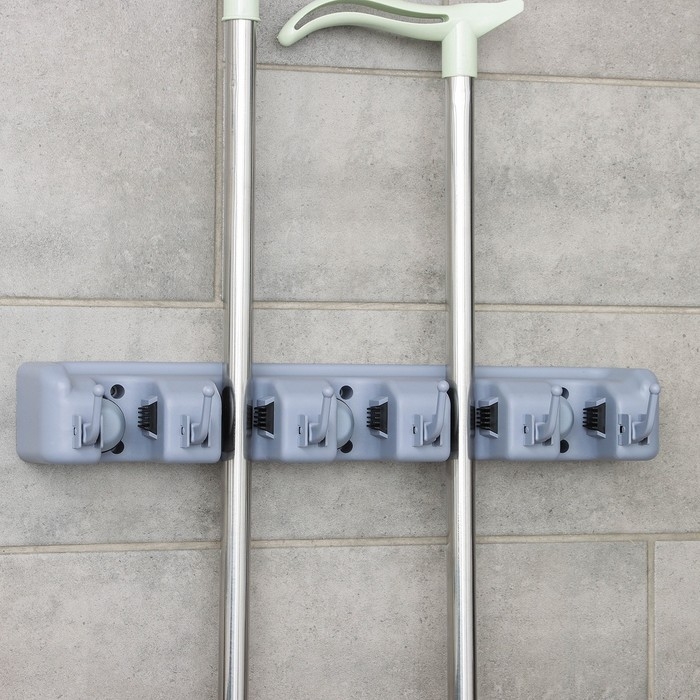 Держатель для швабр и метел с крючками Доляна, крепление саморезы, 41×8 см, 5 секций Держатель для швабр и метел с крючками Доляна, крепление саморезы, 41×8 см, 5 секций