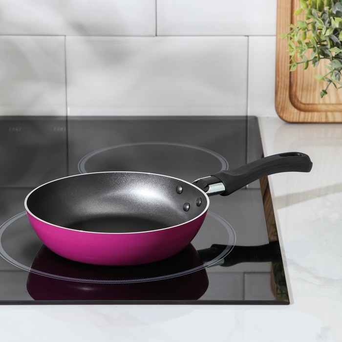 Сковорода Colibri, d=16 см, пластиковая ручка, антипригарное покрытие, цвет розовый Сковорода Colibri, d=16 см, пластиковая ручка, антипригарное покрытие, цвет розовый