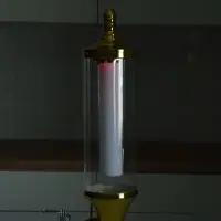 Башня пивная &laquo;Петронас&raquo;, 3 л, колба для льда, подсветка, 2 батарейки AG3, пластик, золотистая