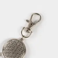 Брелок-кисточка "Ловец снов" 17 см, цв. бордовый, серебристый Брелок-кисточка "Ловец снов" 17 см, цв. бордовый, серебристый