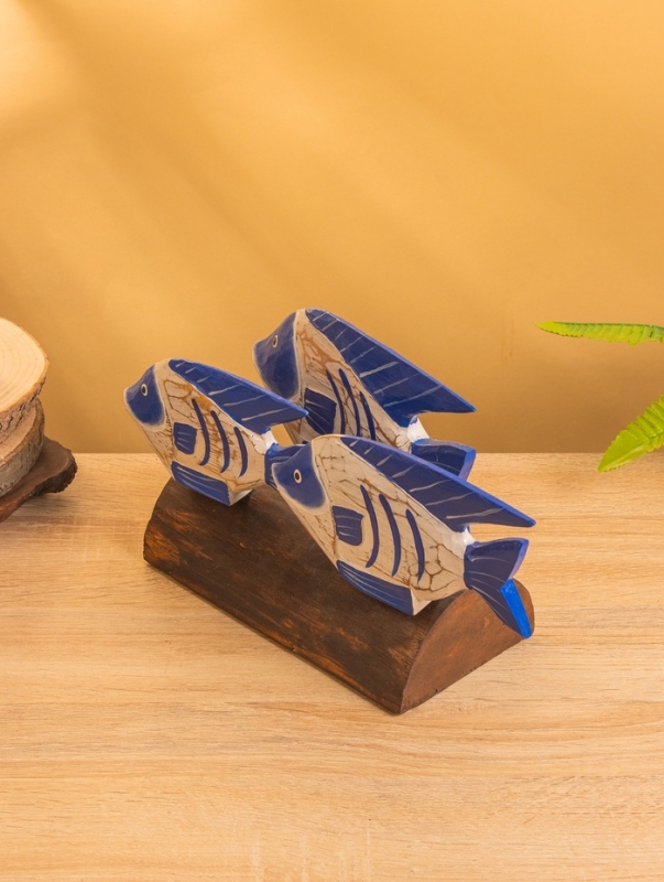 Сувенир «Экзотические рыбки», 30×11×18 см, дерево, бело-синий Сувенир «Экзотические рыбки», 30×11×18 см, дерево, бело-синий