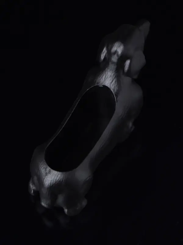 Подставка для мелочей "Такса" 16х10х6 см, черный