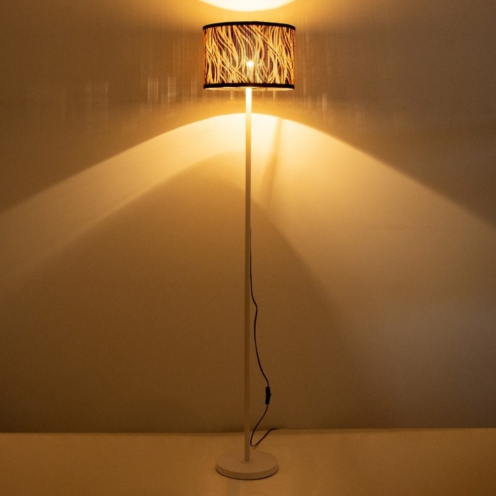 Торшер без абажура  Торшер без абажура "Лайнер" Е27 40Вт белый 22х22х155см